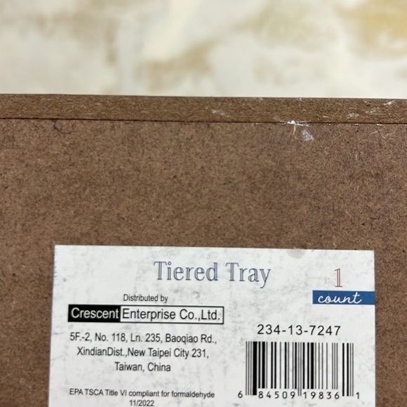 Target bullseye tiered tray - Picture 6 of 8